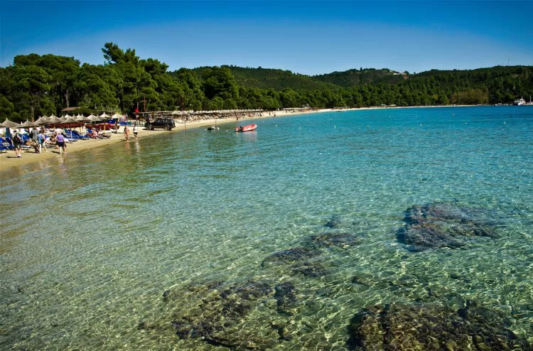 Playa de Koukounaires