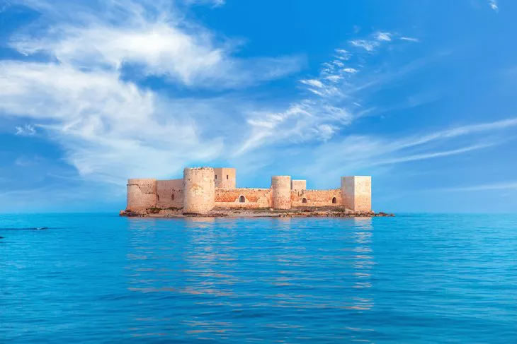 Castillo de la Doncella, isla de Kizkalesi